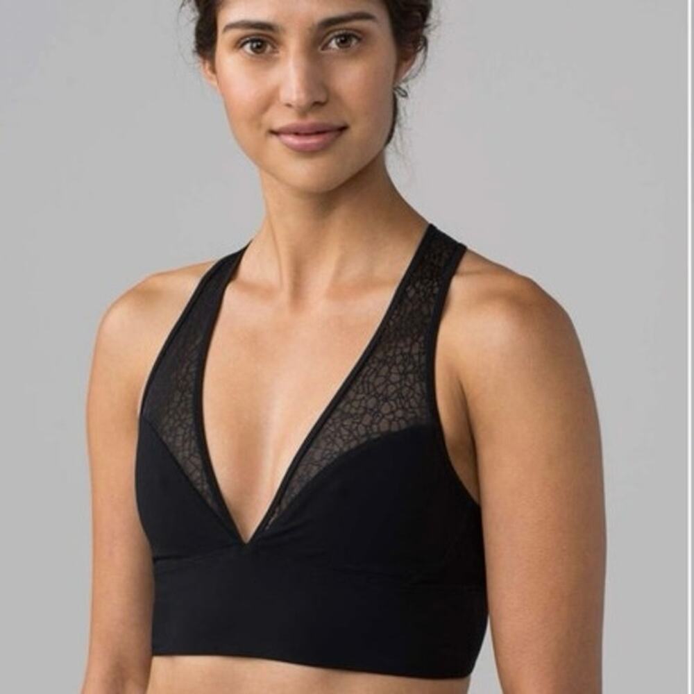 lululemon athletica Black Lace-Trim Deep V Sports Bra